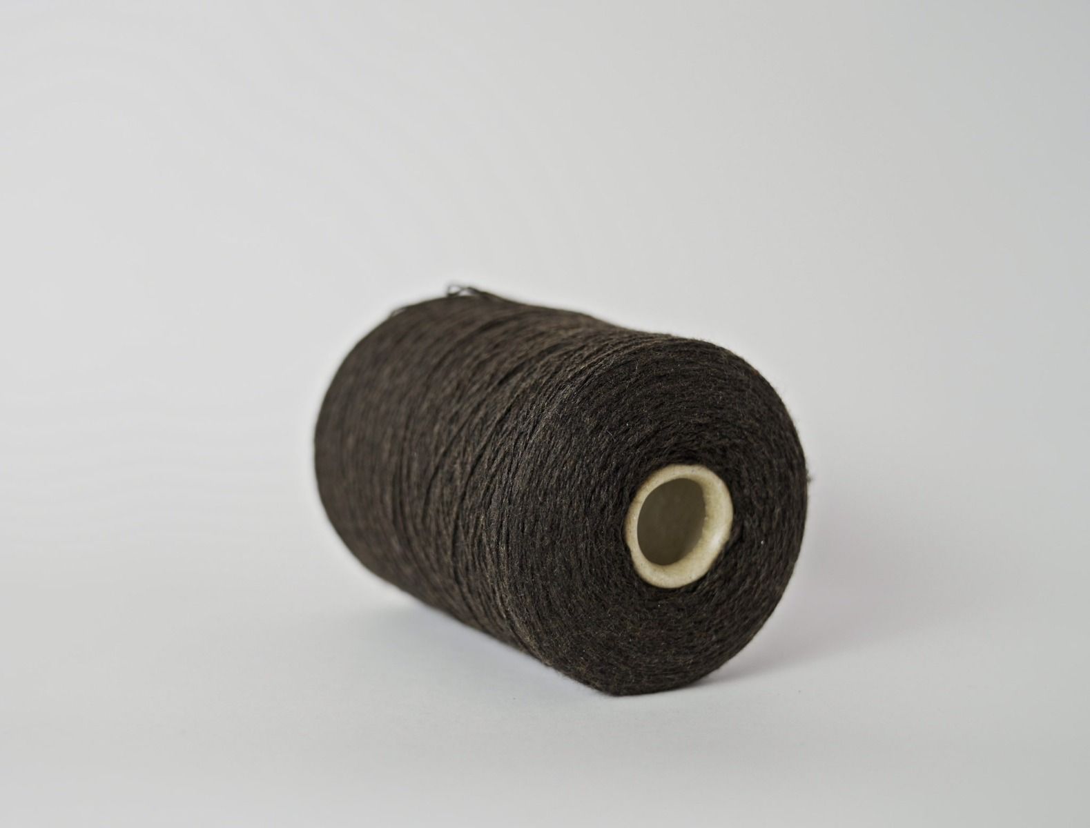 Loro Piana Cashmere Coarshair 2/11 - Dark Wood thumbnail