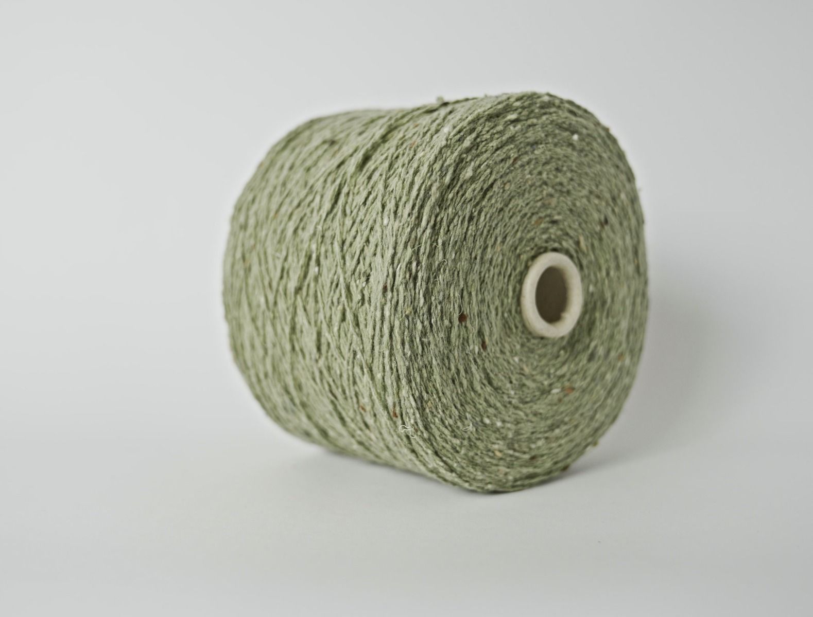 The Royal Collection Tweed - Salvia - 50g thumbnail